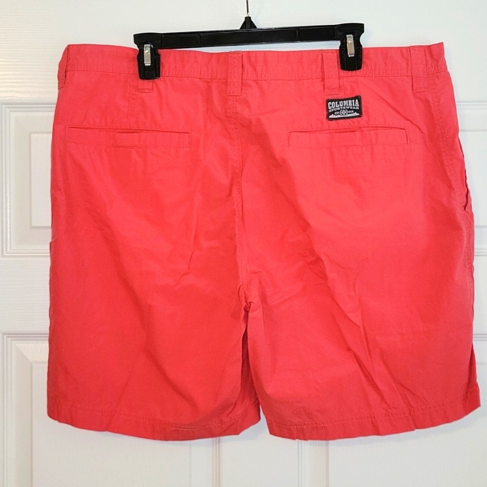 Columbia Men's Shorts - Picture 3 of 6